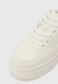 Even&Odd Wide Fit Trainers - white/silver-coloured