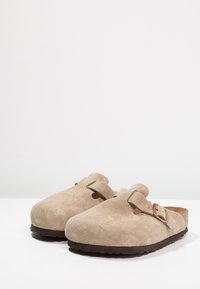 Birkenstock BOSTON SOFT FOOTBED - Mules - taupe