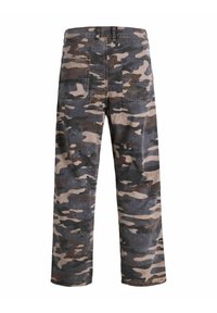 Un pantalon en camouflage en tissu robuste avec un motif de camouflage brun foncé et clair, des jambes droites et deux poches arrière.