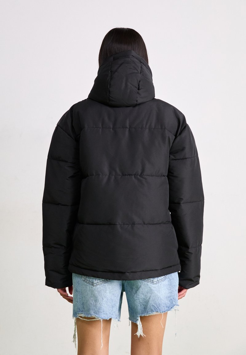 Veste Matelassée Ellesse PEJO JACKET - Taille 42 - Noir - Occasion Parfait état