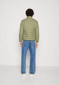 Marc O'Polo Overgangsjakke - olive