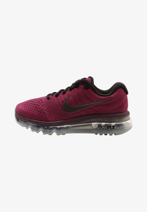 Scarpe Nike Air Max in materiale a maglia rosso scuro con dettagli neri, dotate di una suola con ammortizzazione ad aria trasparente e un design superiore testurizzato.