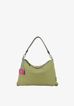 Borsa a tracolla in pelle verde oliva chiaro con zip nera e tracolla staccabile, dotata di portachiavi rosa e blu.