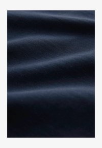 Unselected, navy blue