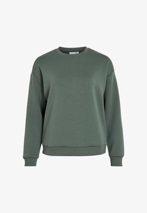 Pulover z dolgimi rokavi z zaobljenim izrezom v umirjeni zeleni barvi z rebrastimi manšetami in robom, prikazan na belem ozadju.