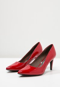 Tamaris Tacones - red