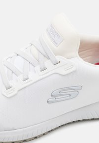 Thumbnail Image 6