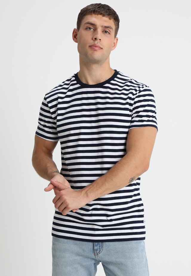 PATRICK - Printtipaita - sapphire/white