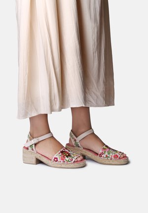 TAMARIU - Espadrille - peonia