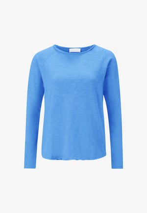 T-shirt a maniche lunghe blu realizzato in tessuto morbido, con scollo rotondo e vestibilità comoda, con una texture sottile e senza motivi visibili.