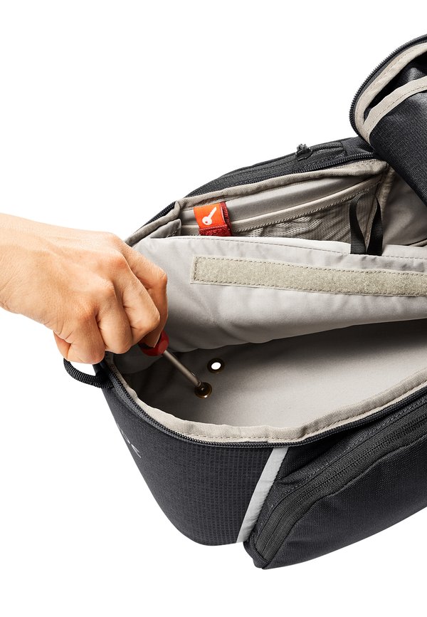 CYCLE - Umhängetasche