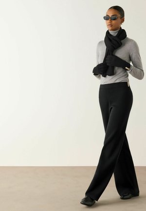 Falconeri, REVERSIBLE. - Pantalon classique - black
