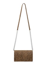 Borsa a tracolla con stampa leopardata, di forma rettangolare, con superficie texturizzata, tracolla a catena regolabile e chiusura a scatto.