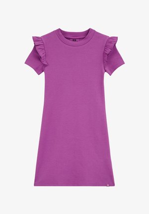 Robe en coton violet à manches courtes, avec des volants sur les épaules et une texture côtelée. Ourlet droit et design simple.