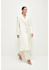 adL WITH POCKETS - Cappotto classico - light beige