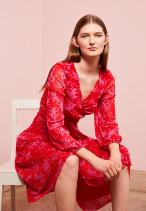 CATALINA DRESS - Cocktail dress / Party dress - red