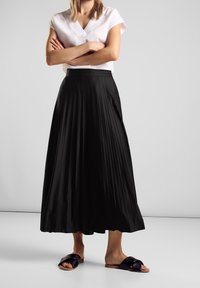 Street One Veckad kjol - black