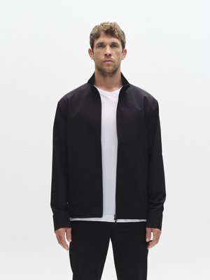 NIK TECH - Jas - black