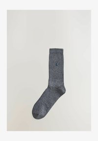 Neselectat, grey