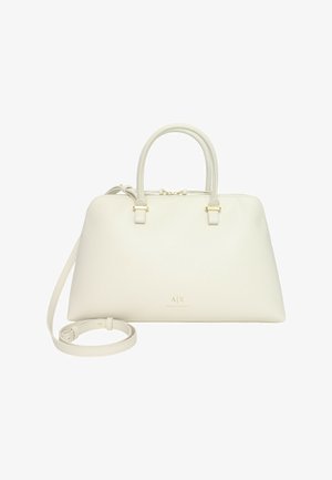 Borsa in crema con texture, due manici superiori, tracolla removibile, dettagli in hardware dorato e logo in rilievo sul frontale.