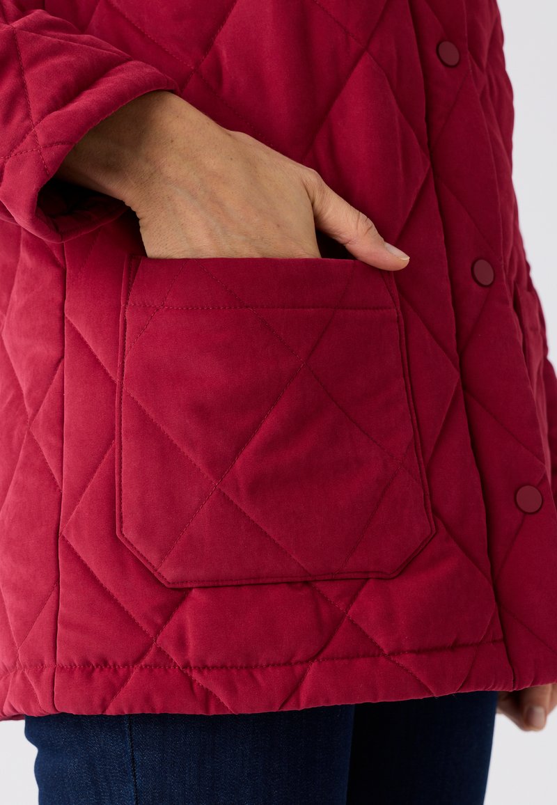 Damart Piumino Donna In Fantasia, 100% Poliammide, Colori Viola E Rosso, Taglie Forti (fino A 54/56) - 2