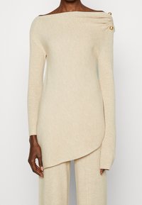 Cult Gaia Stickad tröja - beige