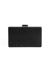 Zwarte rechthoekige clutch gemaakt van gestructureerd materiaal, versierd met kleine zwarte kraaltjes. Voorzien van een metalen sluiting aan de bovenkant.