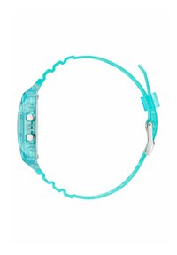 Montre translucide turquoise avec un design de bracelet ondulé. Équipée d'un cadran rectangulaire avec deux boutons. Détails en métal argenté sur le bracelet.