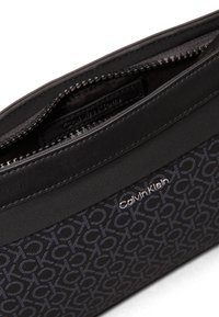 Calvin Klein Marsupio - classic mono black