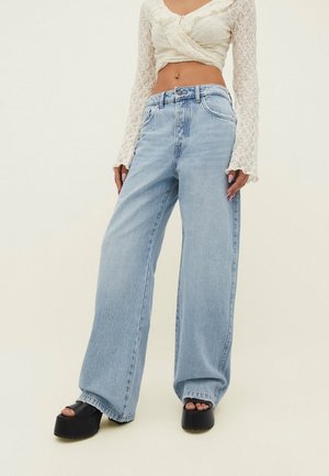 Flared Jeans - light blue