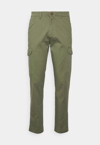 Unselected, deep lichen green