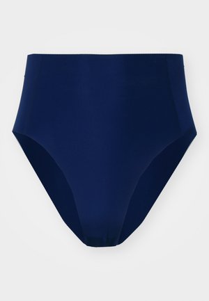 Slip da bikini a vita alta di colore blu navy scuro, realizzato in un tessuto morbido ed elastico. Presenta un design senza cuciture e un'estetica minimalista.