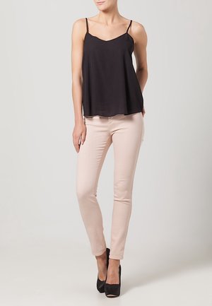 Dorothy Perkins, Top - black