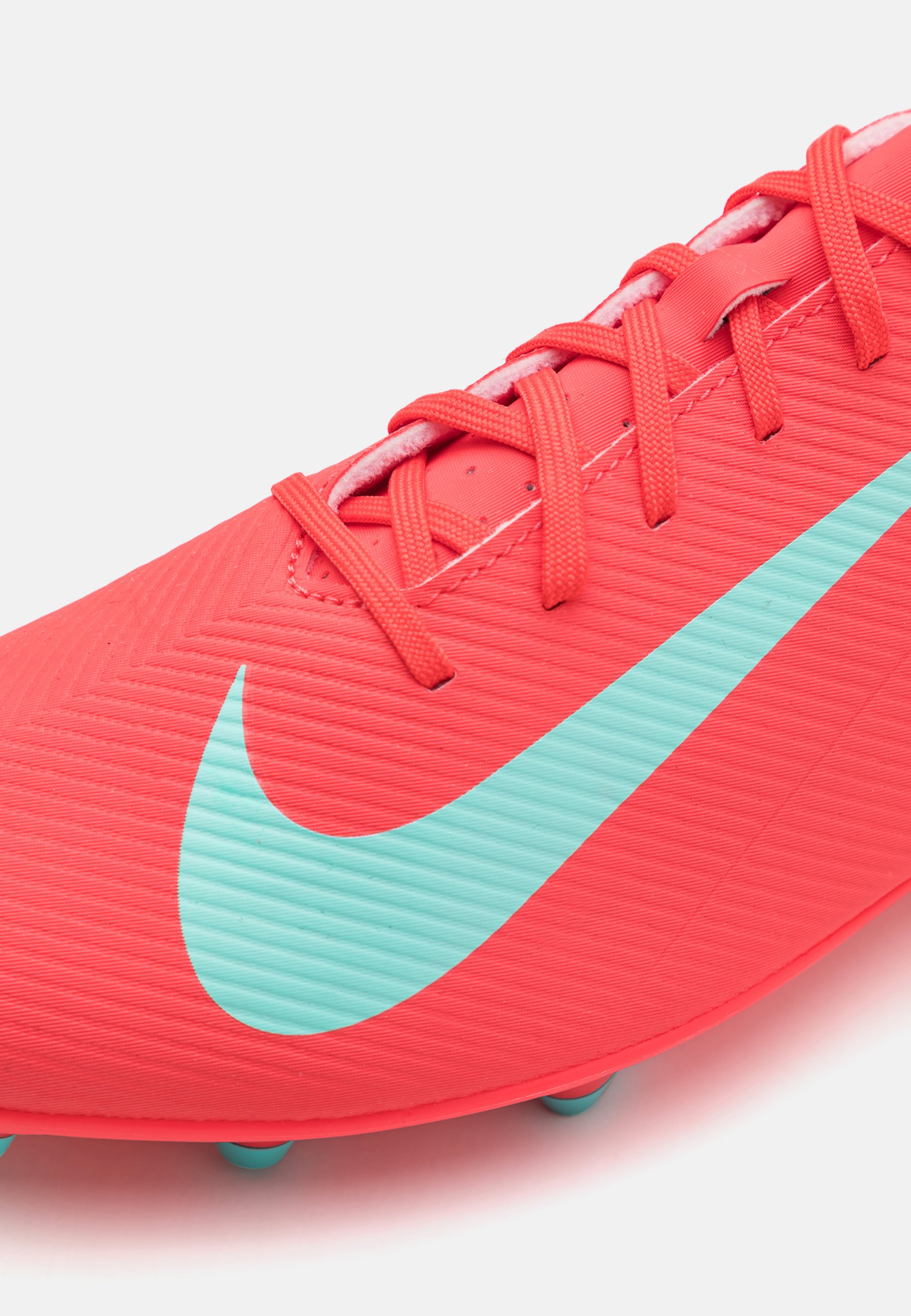 football boots womens nike