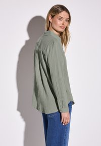 Street One Blus - grün