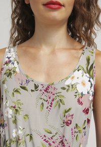 ONLY Robe de jour - khaki