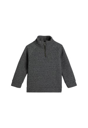- Sweter