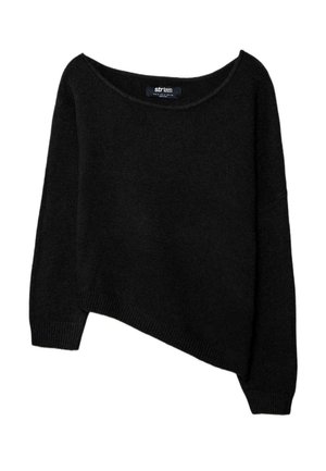 Črn pulover z odklenjenimi rameni, sproščenega kroja, z rebrastimi manšetami in skrajšano zasnovo. Iz mehkega, teksturiranega blaga. Notranja etiketa je vidna.