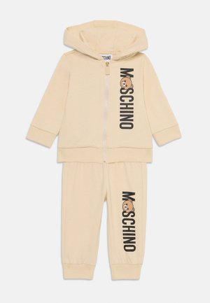 MOSCHINO BABY GIFT BOX SET - Trainingsanzug - beige