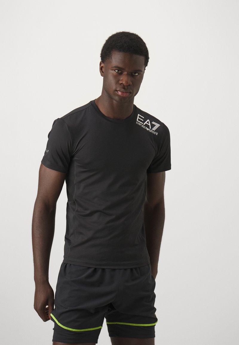 EA7 Emporio Armani VIGOR7 TEE - Sportiniai marškinėliai trumpomis rankovėmis - black