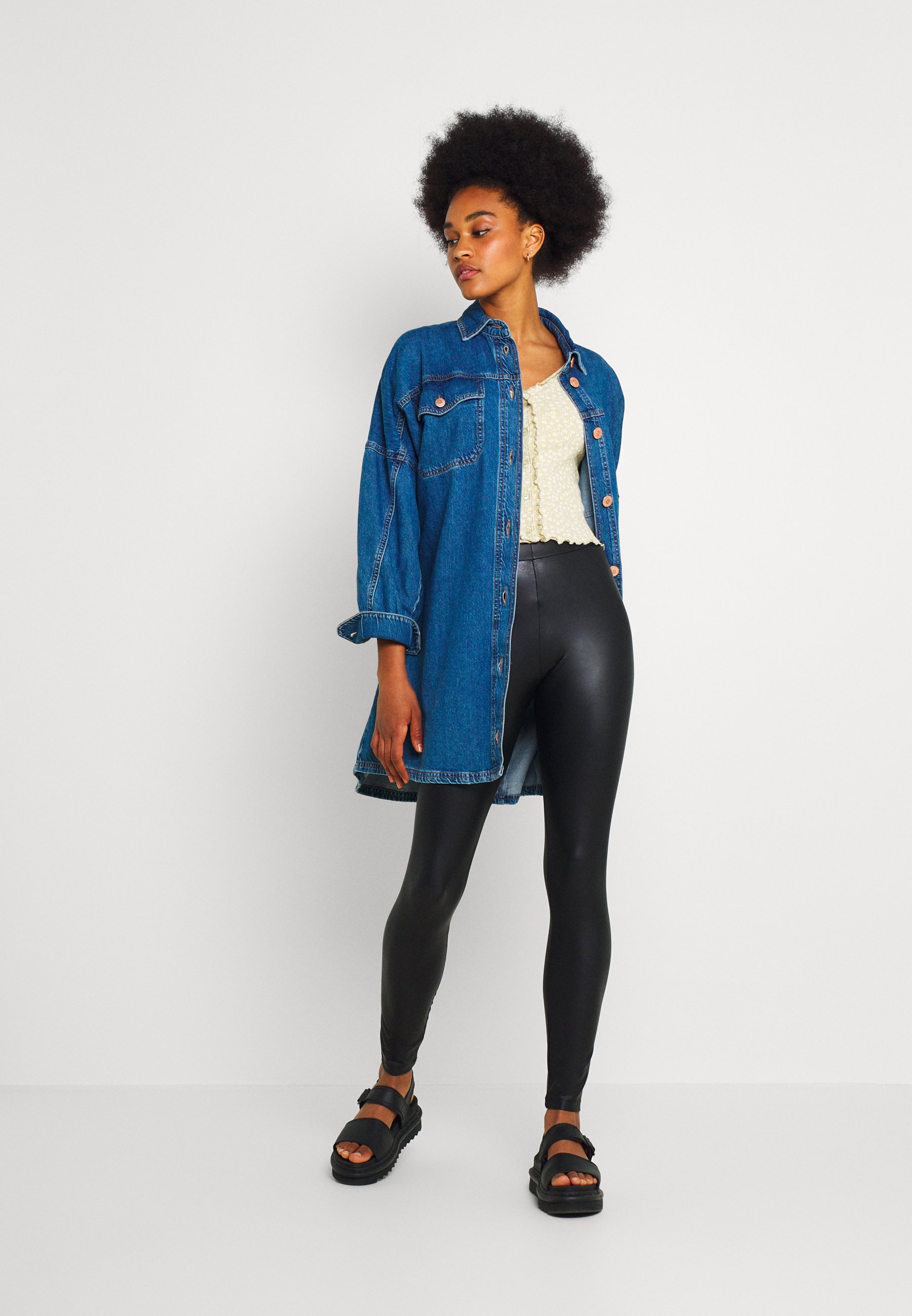 pieces coated legging