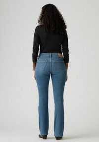 Levi's® LAPIS AIR - Vaqueros bootcut - grassy sassy