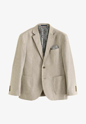 Blazer en lin couleur sable avec un col cranté, deux poches avant et une doublure intérieure à motifs. Inclut un mouchoir assorti.