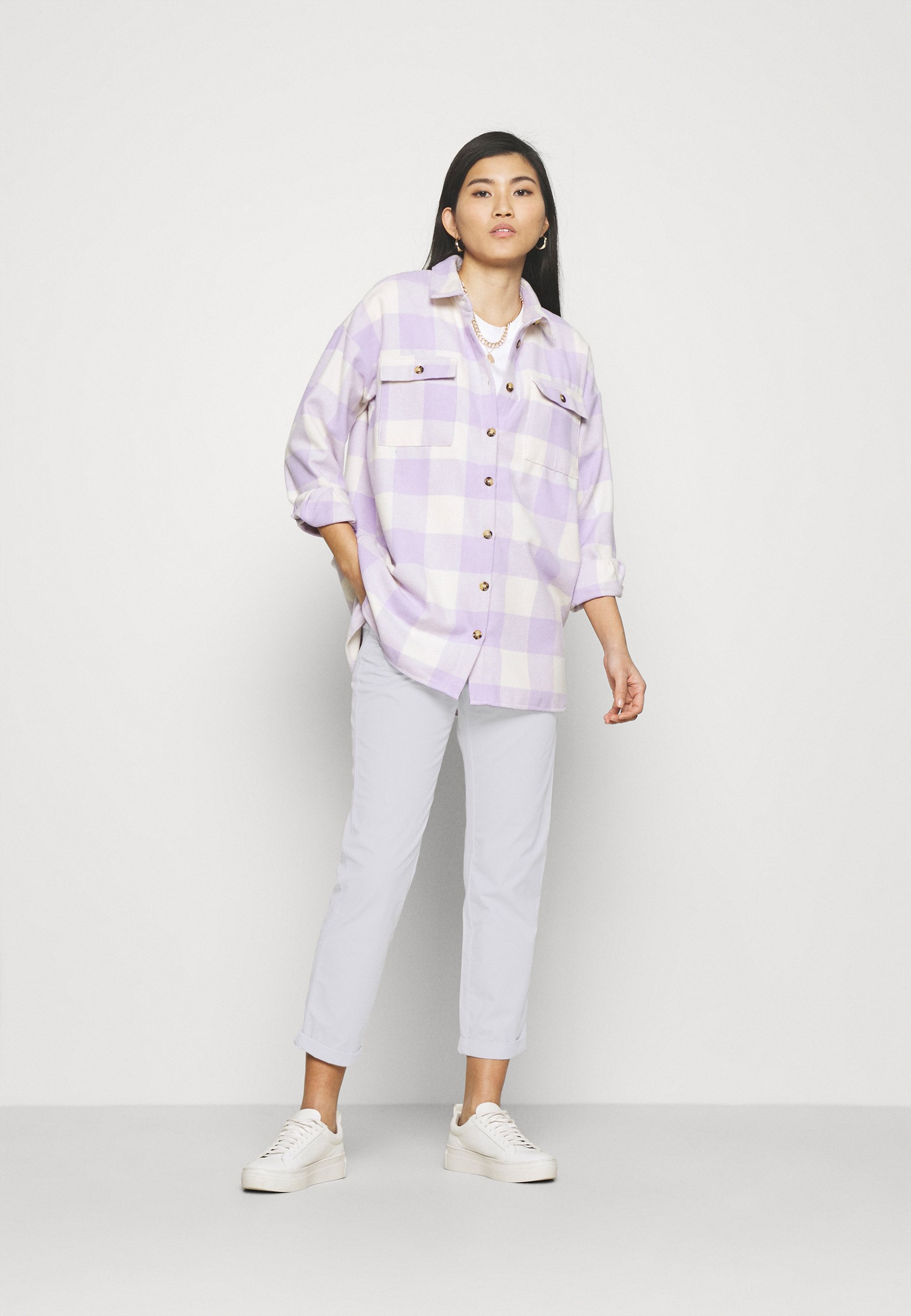 Femme Chino Femme Chino