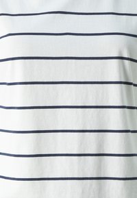 Abercrombie & Fitch BIOPOLISH SKIMMING TEE - Potiskana majica - white/navy