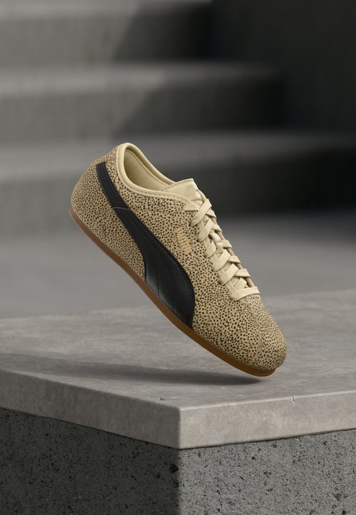 Puma TACKLE TOPCAT - Sneakers low - toasted almond/black
