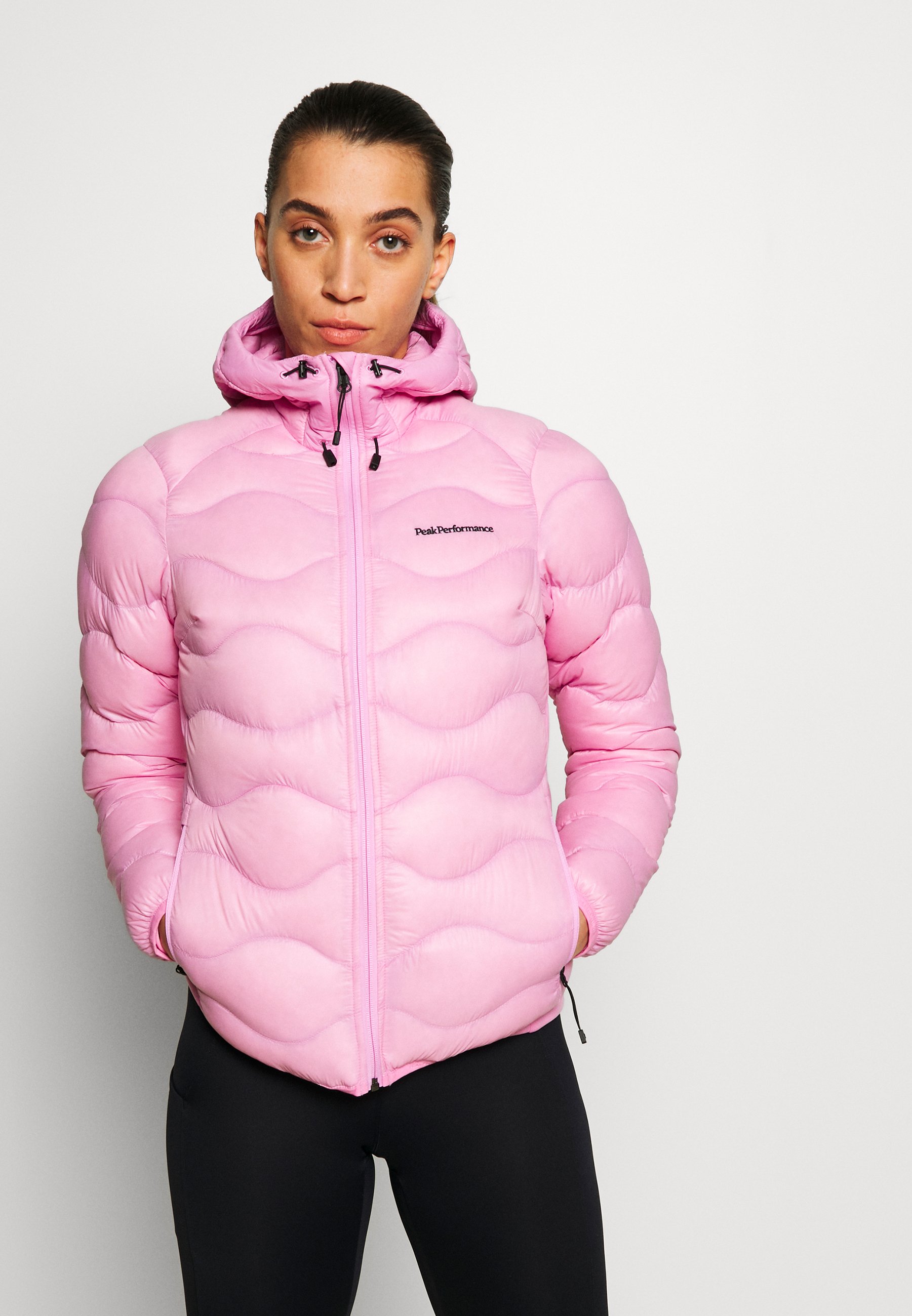 Peak Performance W Helium Hood Jacket Cold Blush Peak Performance W Helium Hood Jacket Cold Blush