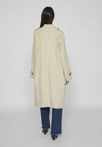 Ofilia Trenchcoat Feather