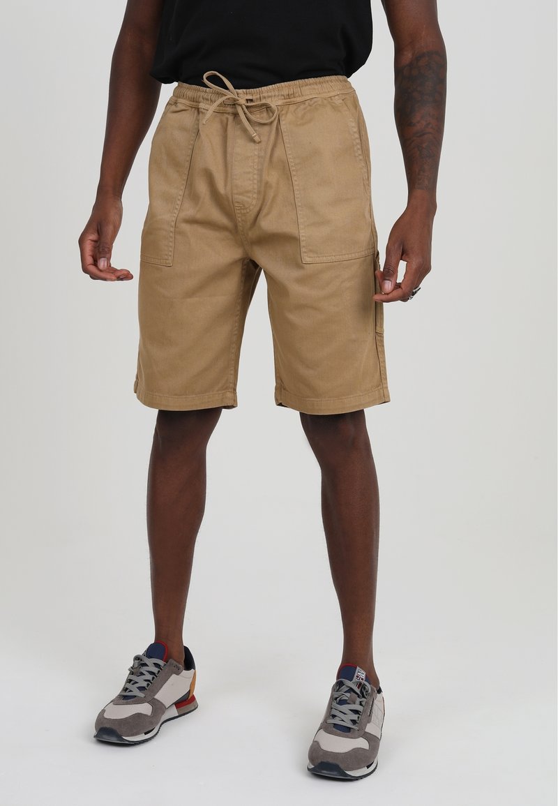 Brave Soul MSRT-TRENTSTN - Shorts - stone