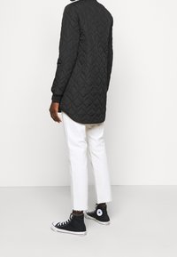 ONLY Tall Kort kappa / rock - black